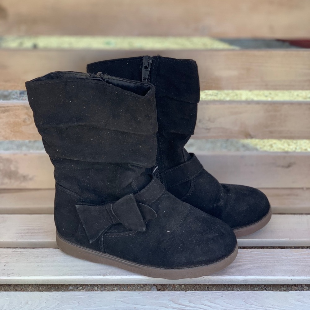 Mid rise Fashion boots - size 10